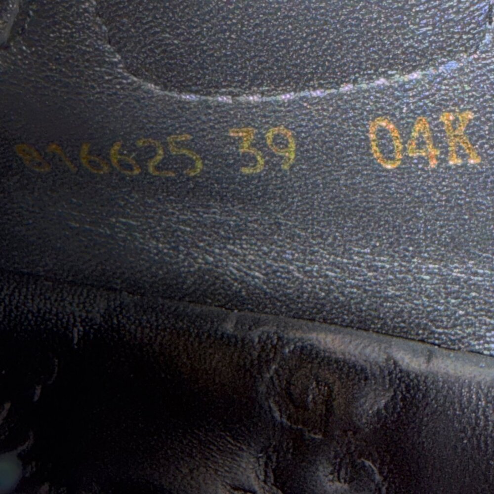 Gucci Monogram GG Leather Sandals - Picture 7 of 8